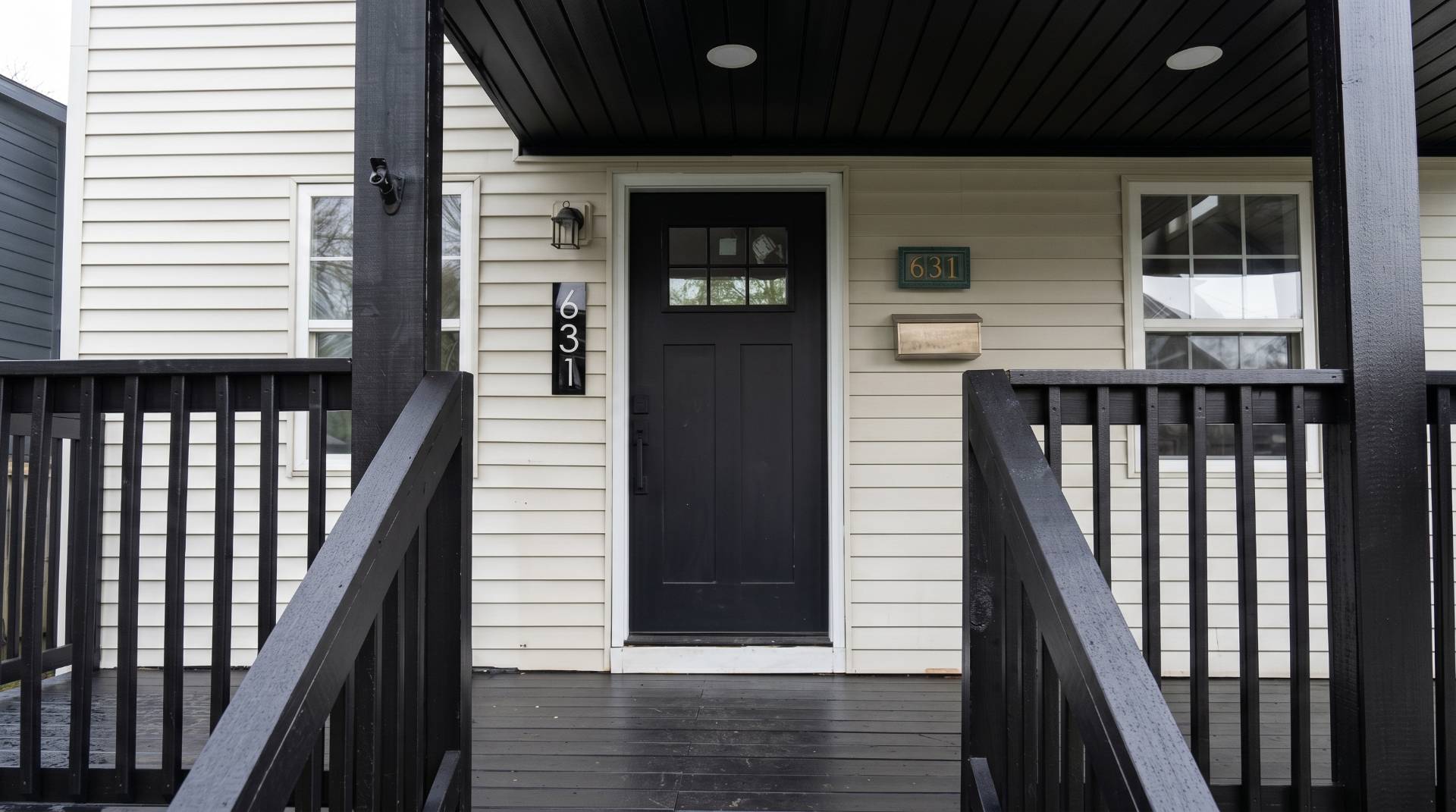 631 Humphrey Avenue — photo 2